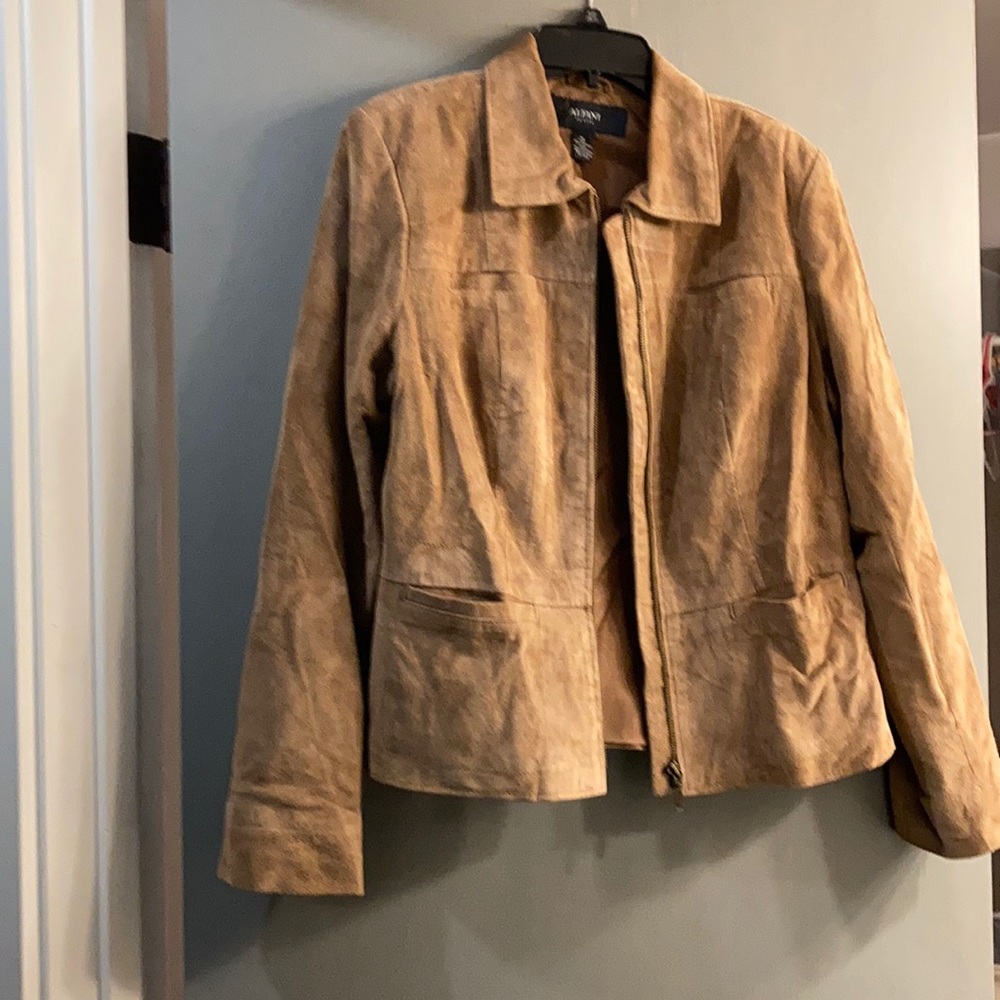 Women’s suede leather jacket